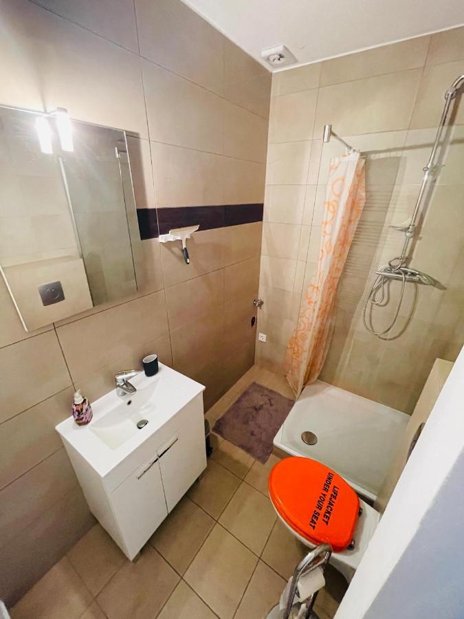 Nice City Apartment Berlin Bagian luar foto